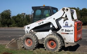 Cara Kerja Skid Steer: Mekanisme, Keunggulan, dan Aplikasi